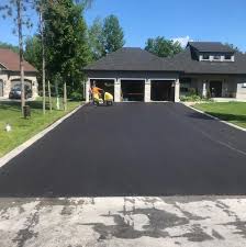 Best Driveway Pressure Washing  in Fillmore, CA